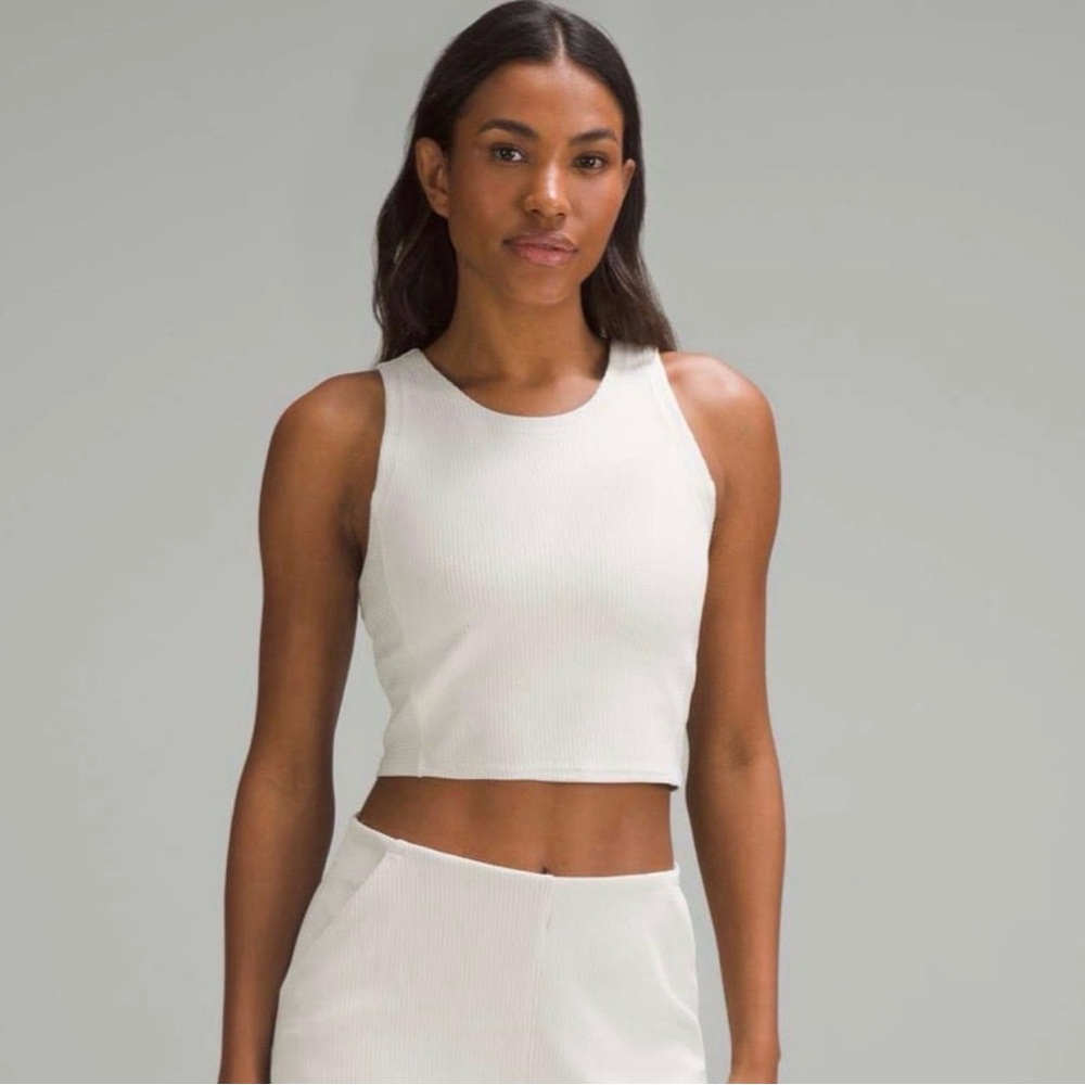 Lululemon Ribbed Softstreme Crop Size 4 - Picture 2 of 5